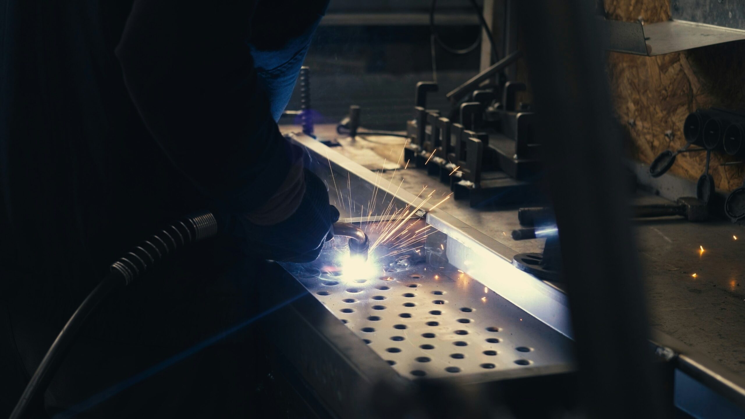 Subcontract CMM Measurement Services UK